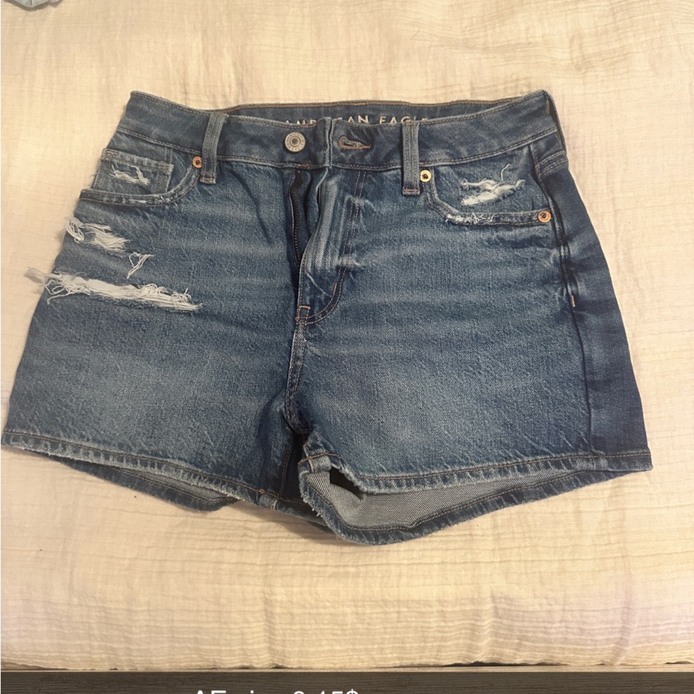 Medium blue AE shorts